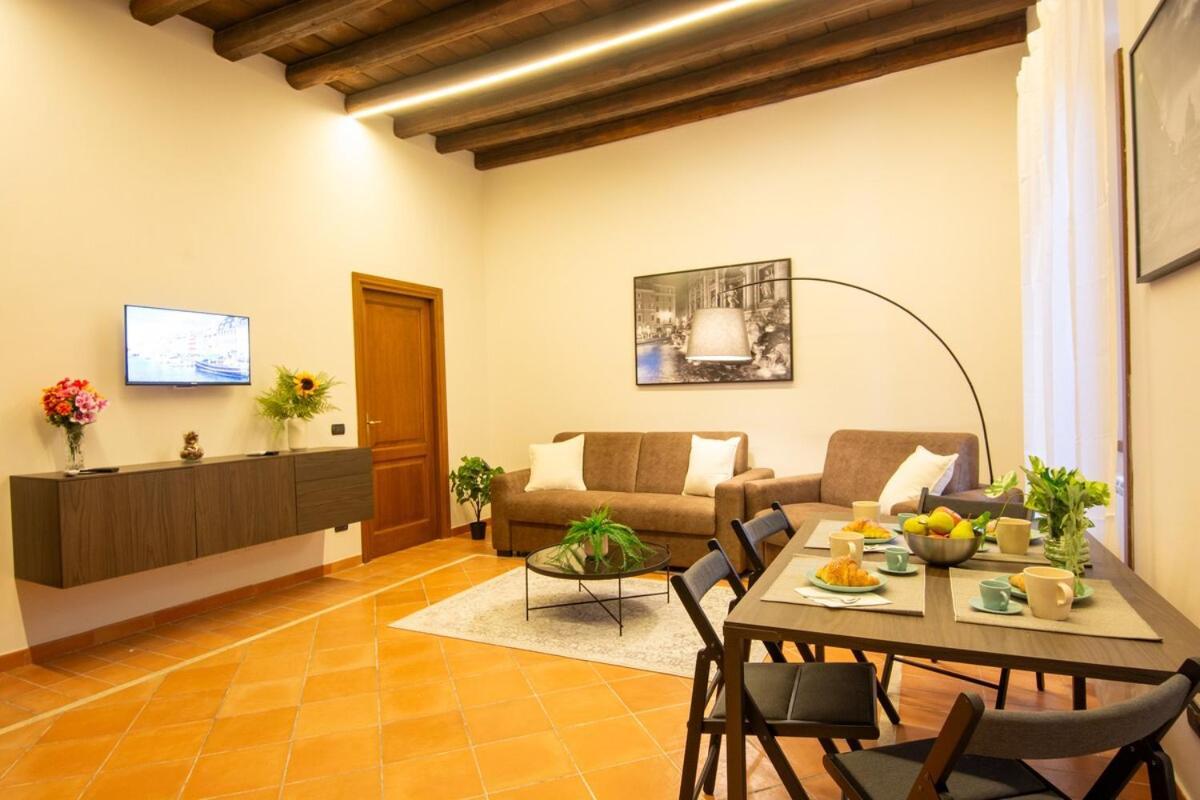 Elegant Prefetti Apartment Rom