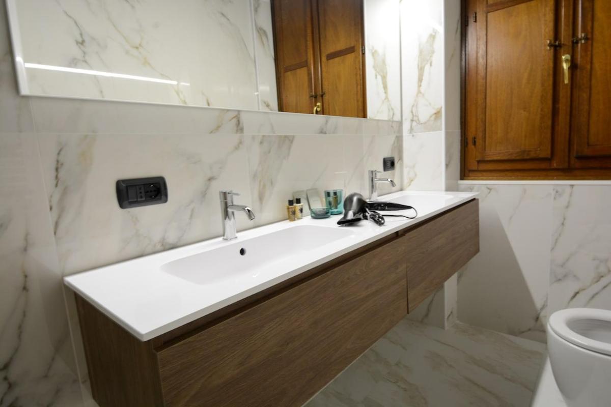 Elegant Prefetti Apartment